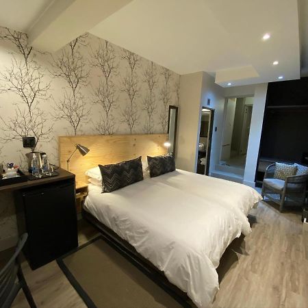 Herzinger Boutique Guesthouse Klein Windhoek Buitenkant foto
