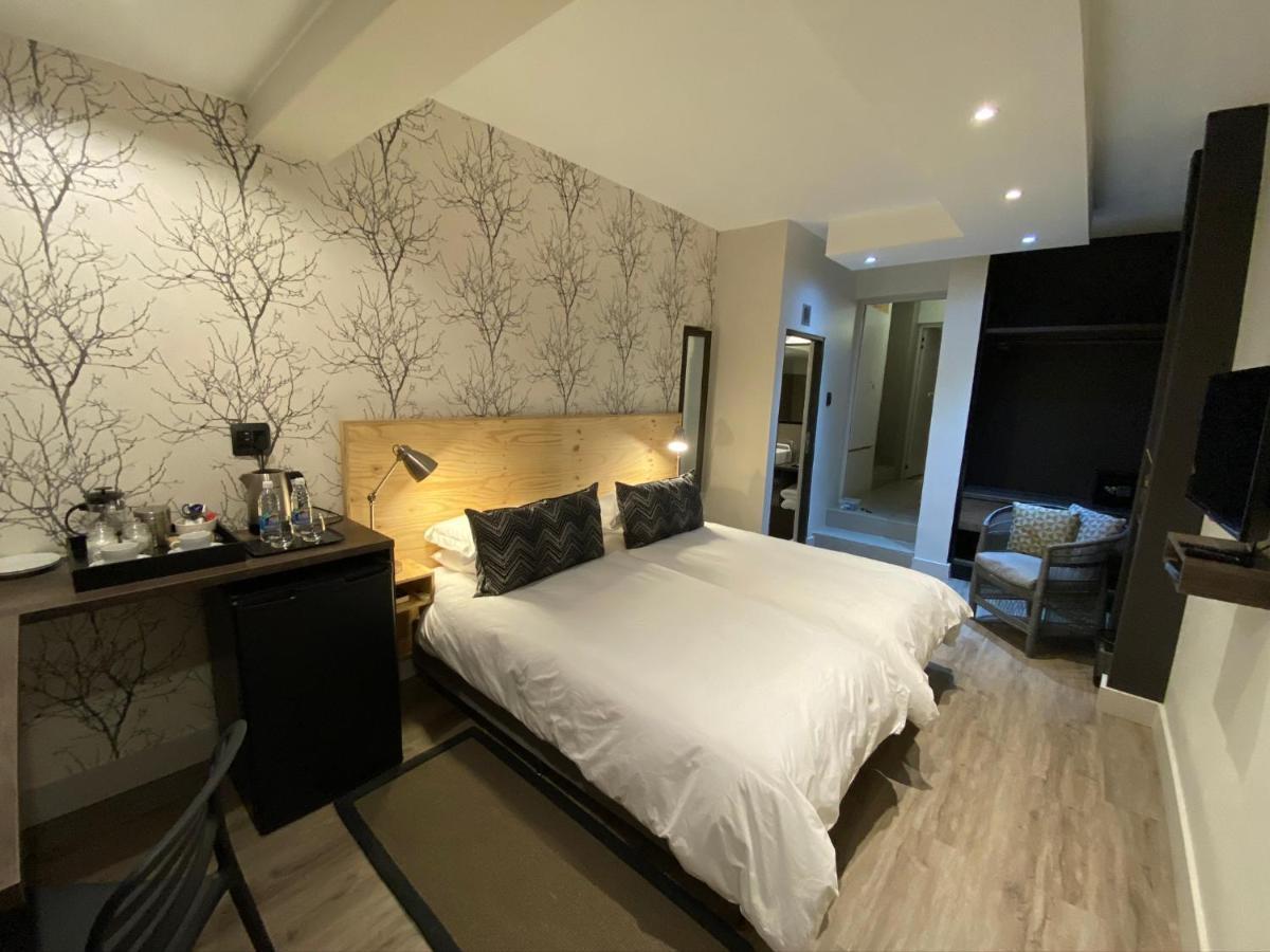 Herzinger Boutique Guesthouse Klein Windhoek Buitenkant foto