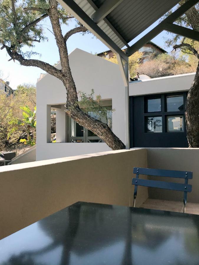 Herzinger Boutique Guesthouse Klein Windhoek Buitenkant foto