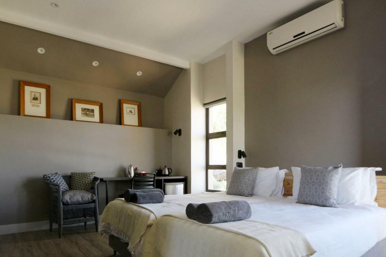 Herzinger Boutique Guesthouse Klein Windhoek Buitenkant foto