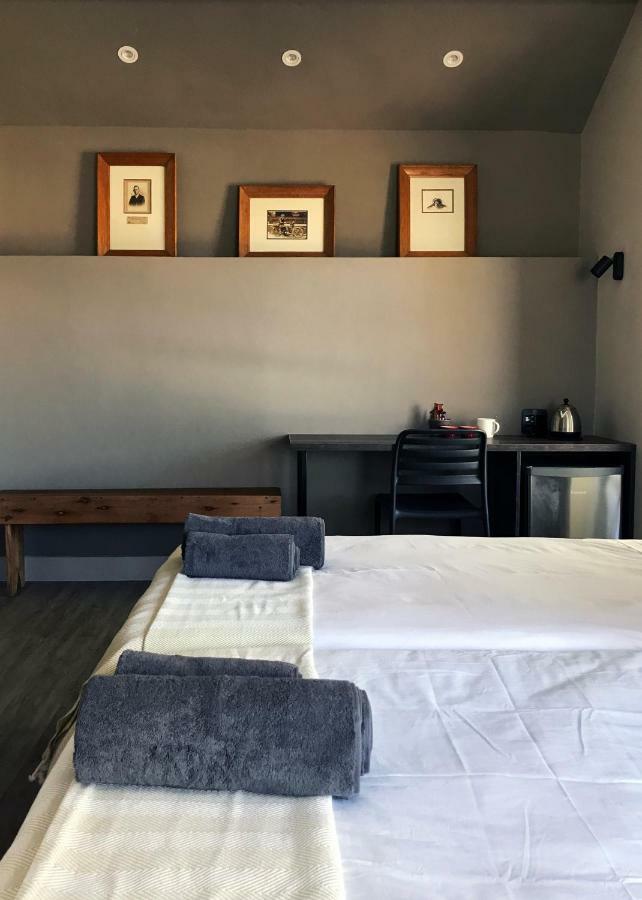Herzinger Boutique Guesthouse Klein Windhoek Buitenkant foto